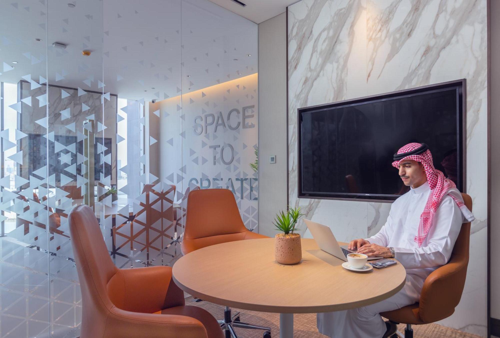 Hotel Onyx Rotana Manama Zewnętrze zdjęcie A meeting room at the airport