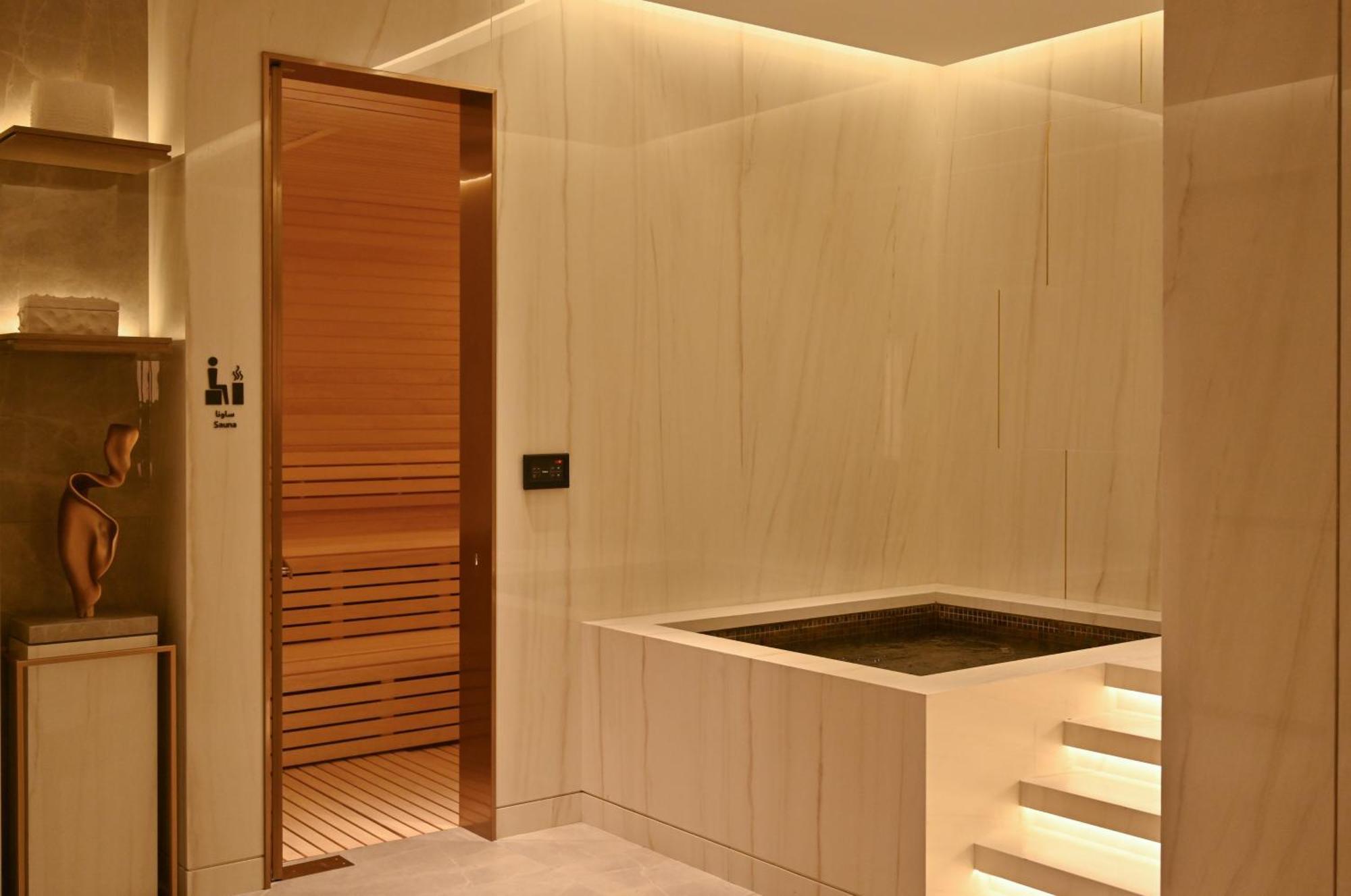 Hotel Onyx Rotana Manama Zewnętrze zdjęcie A Turkish bath in a hotel