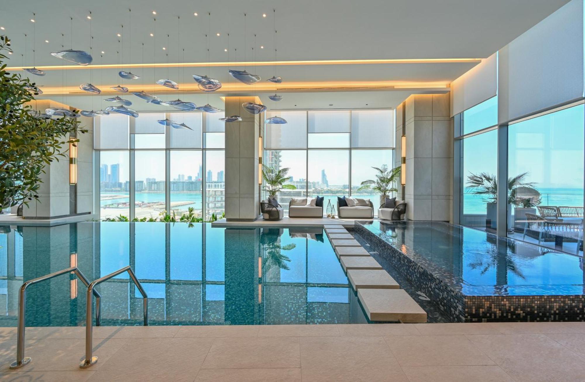 Hotel Onyx Rotana Manama Zewnętrze zdjęcie The swimming pool at the hotel